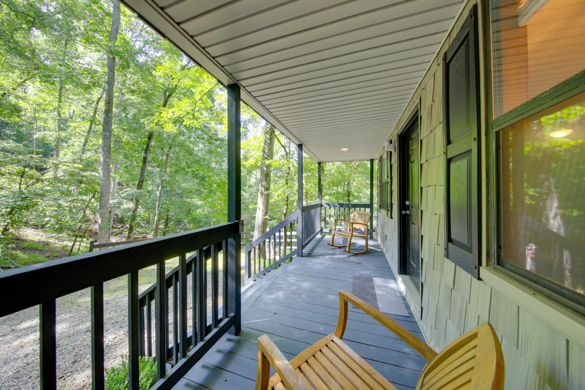 Pet-Friendly Ellijay Cabin In The Woods On 1 Acre! Villa Eksteriør bilde